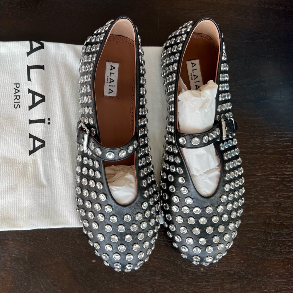 Alaia Black Flats & Loafers